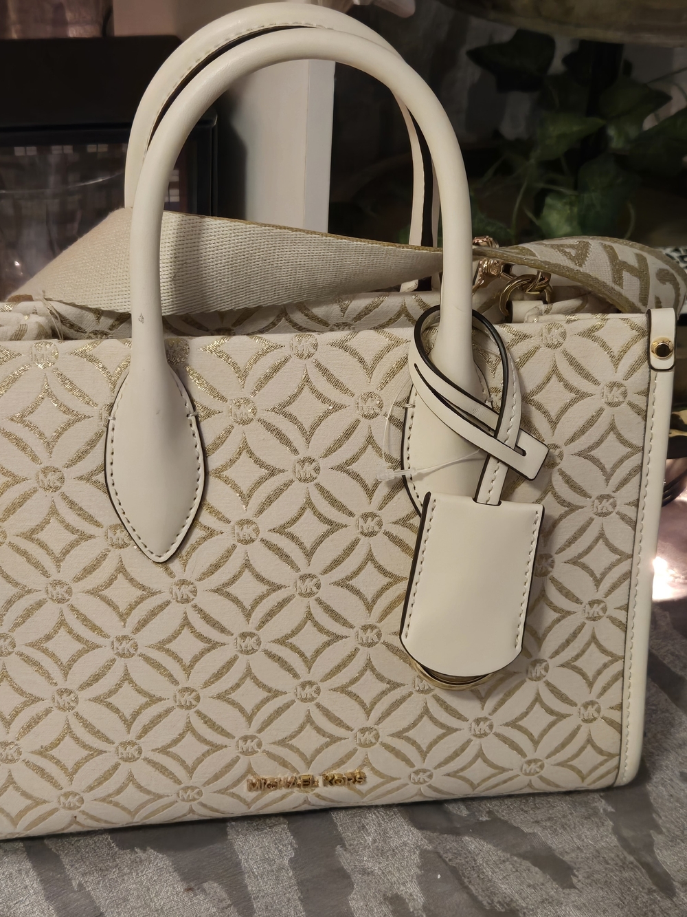 Michael Kors Cream Signature Small Purse / Crossbody